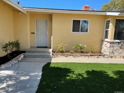 5111 Emerald St, Torrance, CA 90503-2721