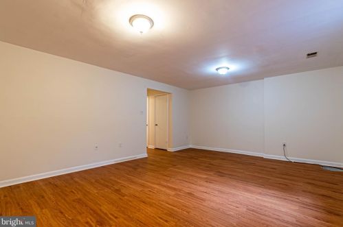 5 Casino Ct, Silver Spring MD 20906-5953 exterior