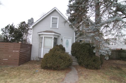 121 Anita Ave, Mount Prospect, IL 60056-1901