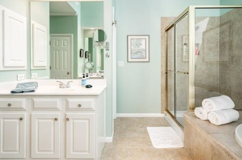 2308 English Ivy Ct, Atlanta GA  30339-6797 exterior