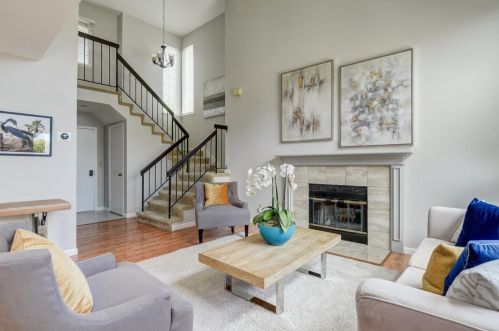 261 Klamath Rd, Milpitas, CA 95035-3547