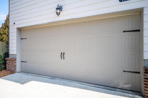 1705 Whitfield Parc Cir, Smyrna GA 30080-2204 exterior