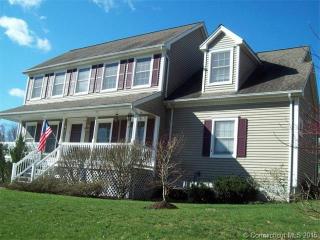 1 Castlewood Dr, Upper Stepney, CT 06468-5206