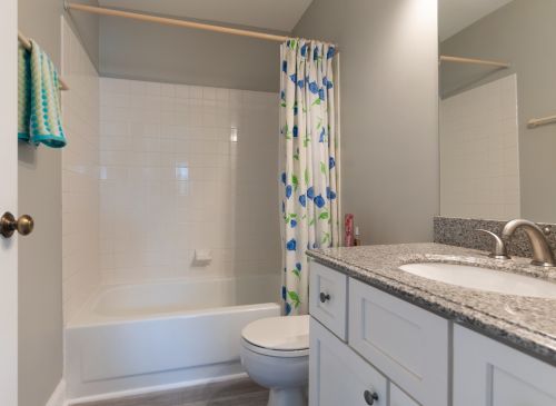 1288 Donegal Ct, Carol Stream IL  60188-6012 exterior