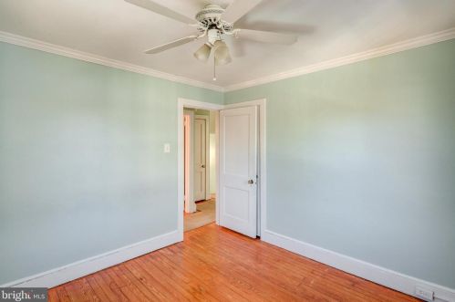 6 Evergreen Ln, Tavistock NJ 08033-1201 exterior