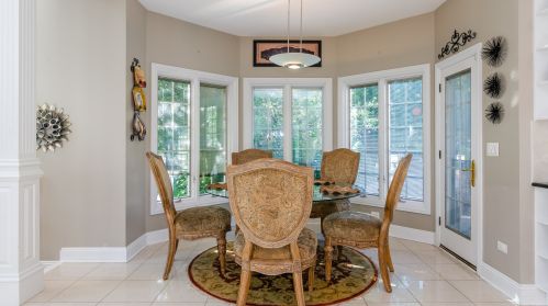 6919 Fieldstone Dr, Willowbrook IL  60527-5295 exterior