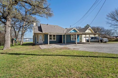 2472 Indian Cove St, Fort Worth, TX 76108-9767