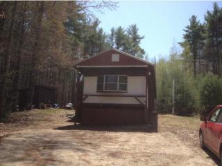 49 Pumpkin Ln, Wakefield, NH 03872-3560