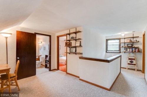 385 3rd Ave, Saint Paul MN  55112-7844 exterior