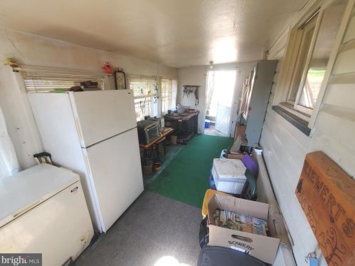 242 4 St, Bangor PA 18013-1816 exterior