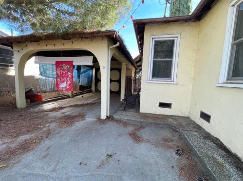 1517 Sampson St, Arboga, CA 95901-4328