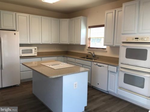 107 Sabrina Ln, Severna Park MD  21146-1612 exterior