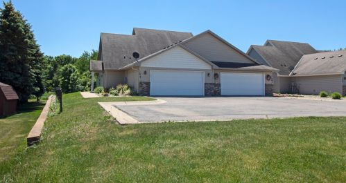 104 Iverson St, Saint Joseph, MN 56374-4654