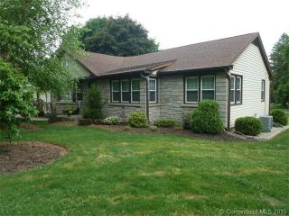 12 Elizabeth St, Ellington, CT 06029-4130