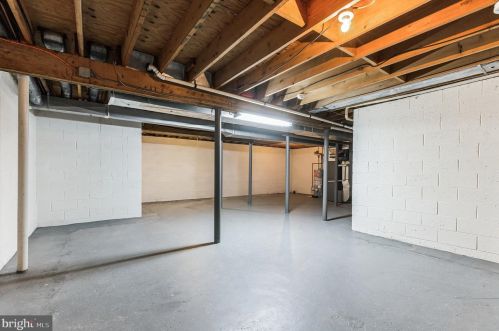 142 Hawthorne Ave, Tavistock NJ 08033-1401 exterior