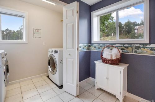 591 Majestic Pkwy, Woodland Park CO  80863-7736 exterior