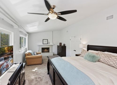 6718 Rycroft Dr, Riverside CA  92506-5315 exterior