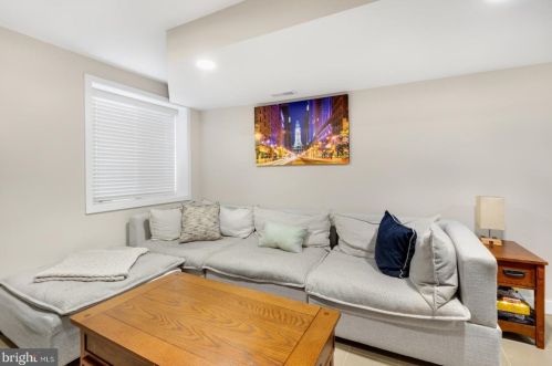 1334 Colorado St, Philadelphia PA  19146-4705 exterior