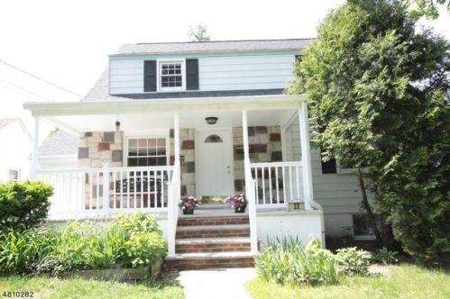 22 Armory Pl, Teaneck, NJ 07666-3703
