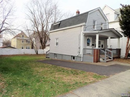 45 Bloomingdale Ave, Outwater NJ  07026-3420 exterior