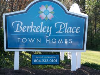 2221 Chalfont Dr, Richmond VA  23224-6345 exterior
