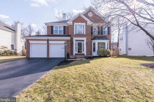 13707 Bridlewood Dr, Gainesville, VA 20155-2930