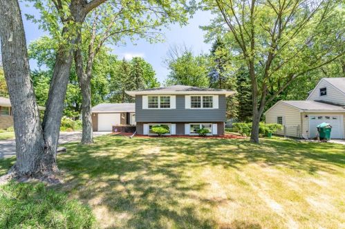 5825 Grant Pl, Gary IN  46410-2352 exterior