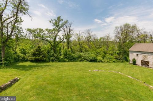 80 Mapleton Rd, Princeton NJ  08540-9668 exterior