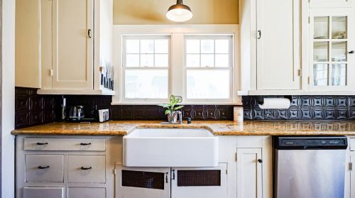 3580 Larchwood Pl, Riverside CA  92506-1236 exterior