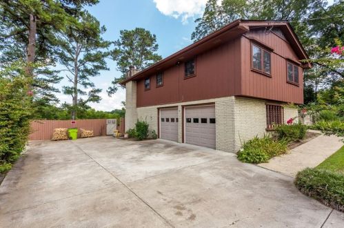 5870 Feldwood Rd, Atlanta GA  30349-2869 exterior