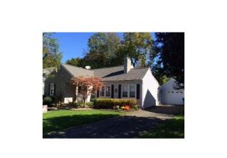 58 Newman St, Metuchen, NJ 08840-2327