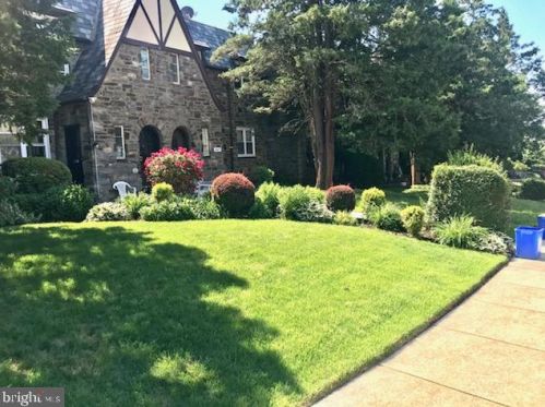 1849 52nd St, Philadelphia, PA 19131-3310