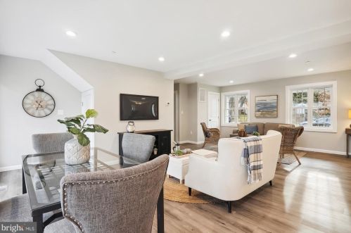 2205 Luzerne Ave, Silver Spring MD  20910-2137 exterior