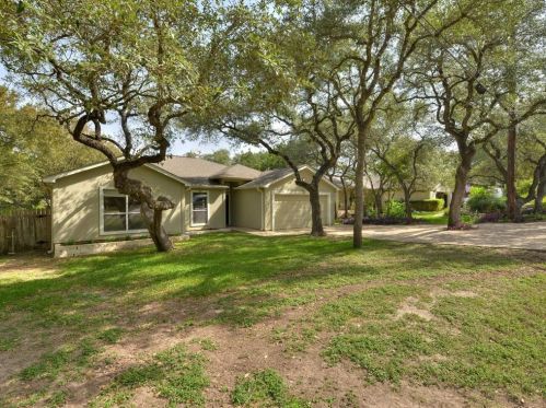 15202 Flamingo Dr, Austin TX  78734-4708 exterior