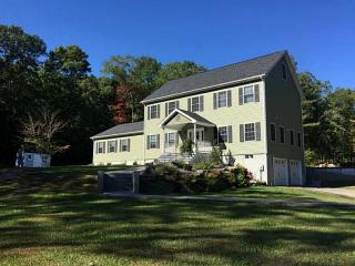 55 Twin Brook Ln, Coventry, RI 02816-4613