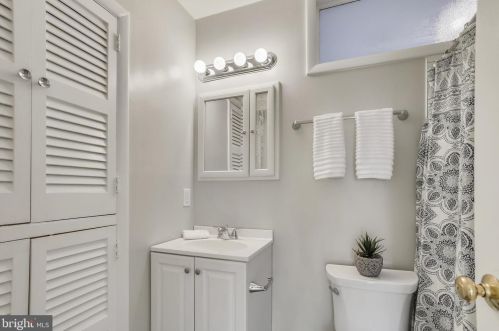 13017 Matey Rd, Silver Spring MD 20906-4053 exterior