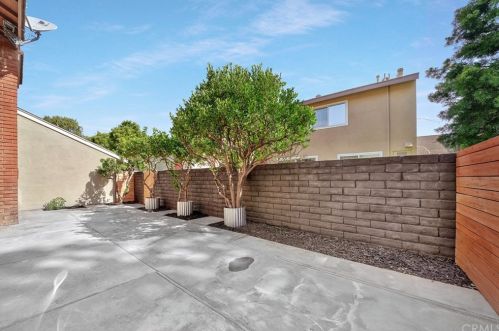 6 Duskywing, Irvine CA  92604-1916 exterior