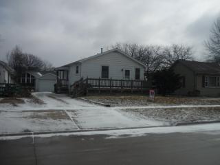 520 Congress St, Geneseo, IL 61254-1770