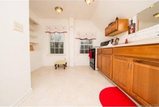 483 Center St, Wallingford CT  06492-3805 exterior