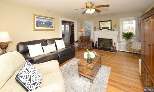 577 Shelton Rd, Ridgewood, NJ 07450-2811