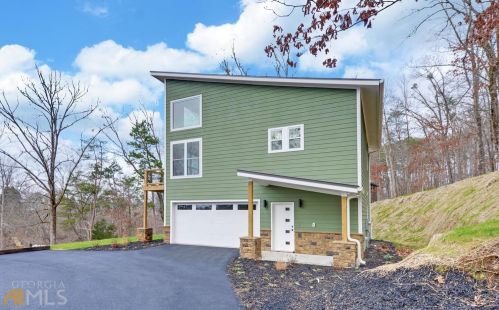 27 Cherokee Rd, Toccoa, GA 30577-8337