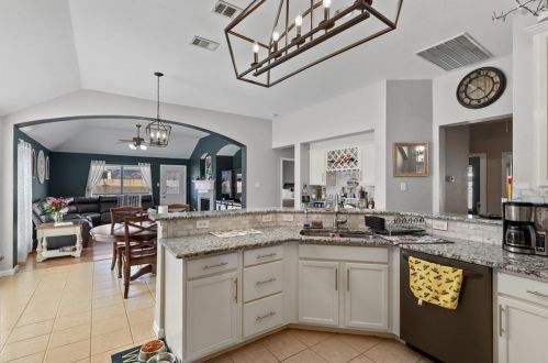 2232 Deniro Dr, Fort Worth TX  76134-4155 exterior