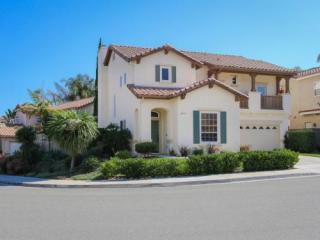 6052 Paseo Carreta, Carlsbad, CA 92009-2252