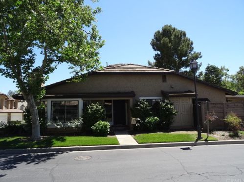 2000 Cobblefield Way, Glendora, CA 91740-6704