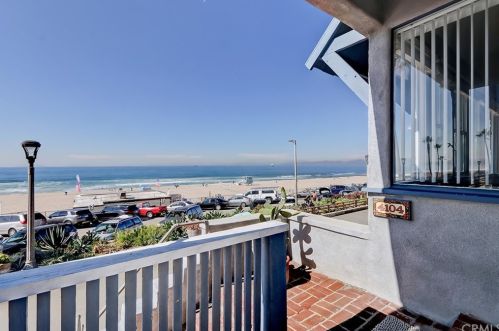 4104 The Strand, Manhattan Beach, CA 90266-3054