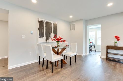 114 Williamsburg Dr, Silver Spring MD 20901-2728 exterior