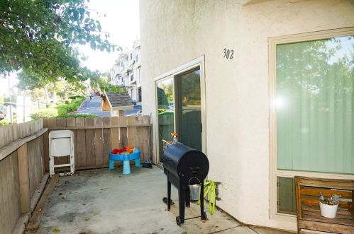 302 Travelodge Dr, El Cajon, CA 92020-4159