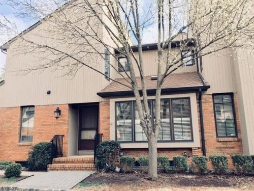 1 Shelley Pl, Morristown, NJ 07960-5814