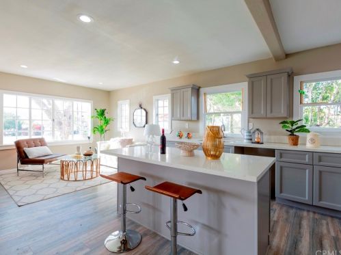 4624 Olivewood Ave, Riverside CA  92501-4118 exterior