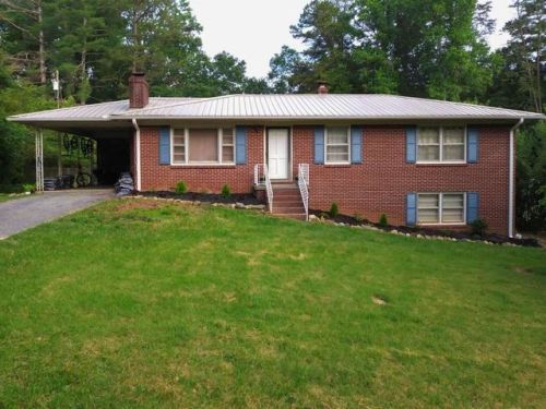 412 Lovingood Ave, Walhalla, SC 29691-1561